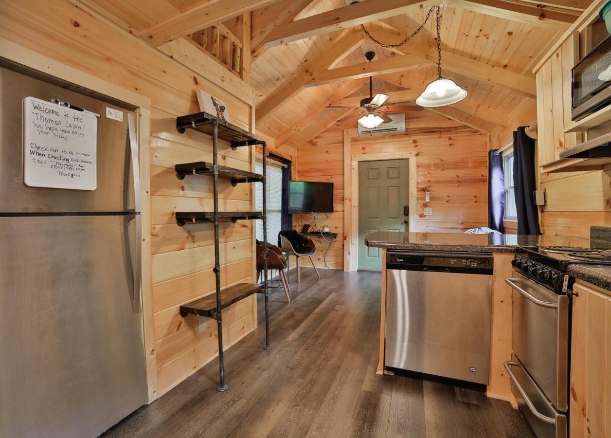 Thomas Cabin Forest Tiny Cabin With Hot Tub Chattanooga Zewnętrze zdjęcie