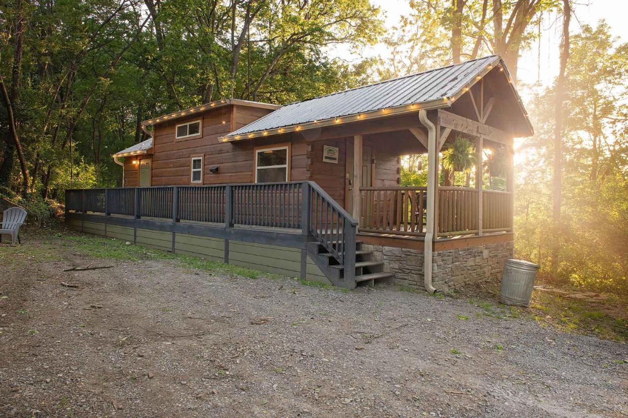 Thomas Cabin Forest Tiny Cabin With Hot Tub Chattanooga Zewnętrze zdjęcie