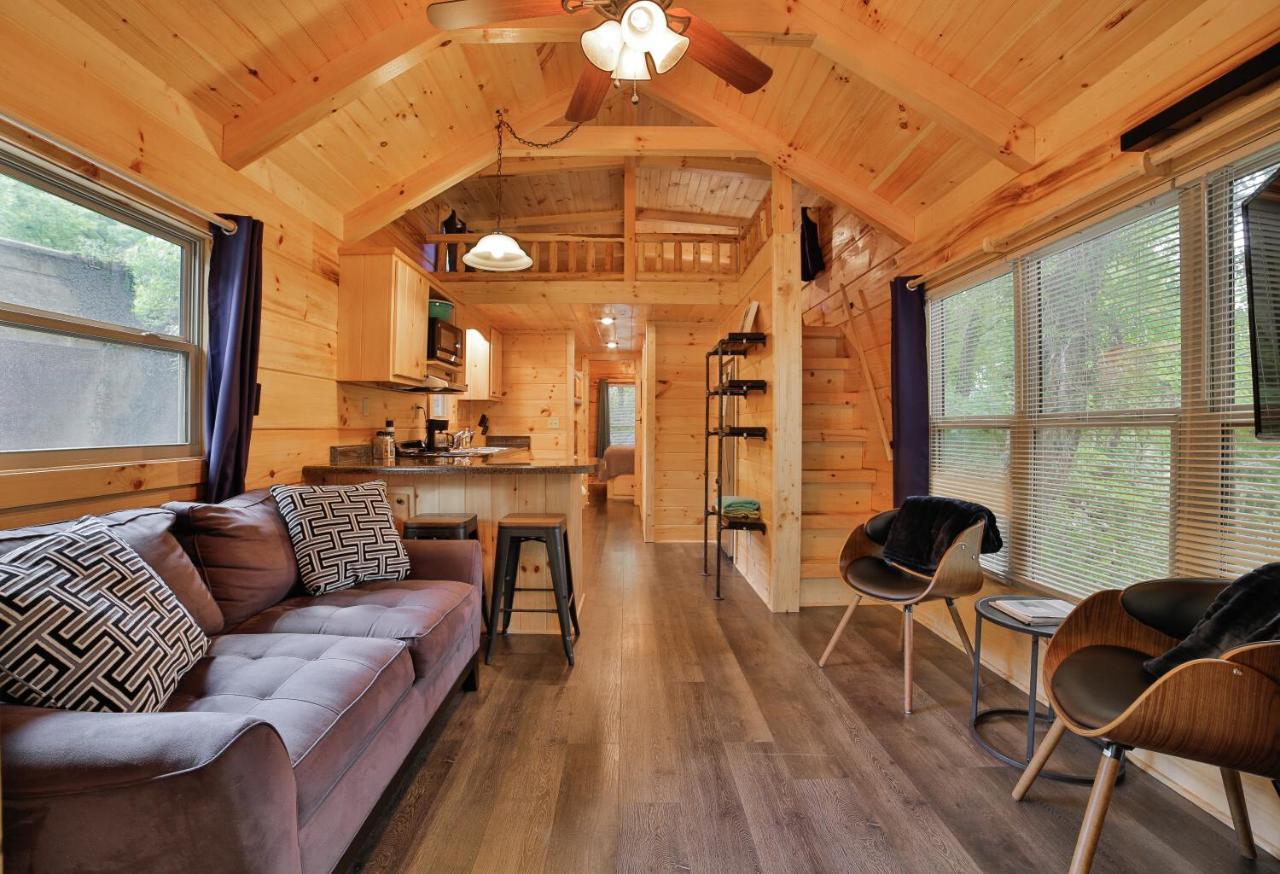 Thomas Cabin Forest Tiny Cabin With Hot Tub Chattanooga Zewnętrze zdjęcie